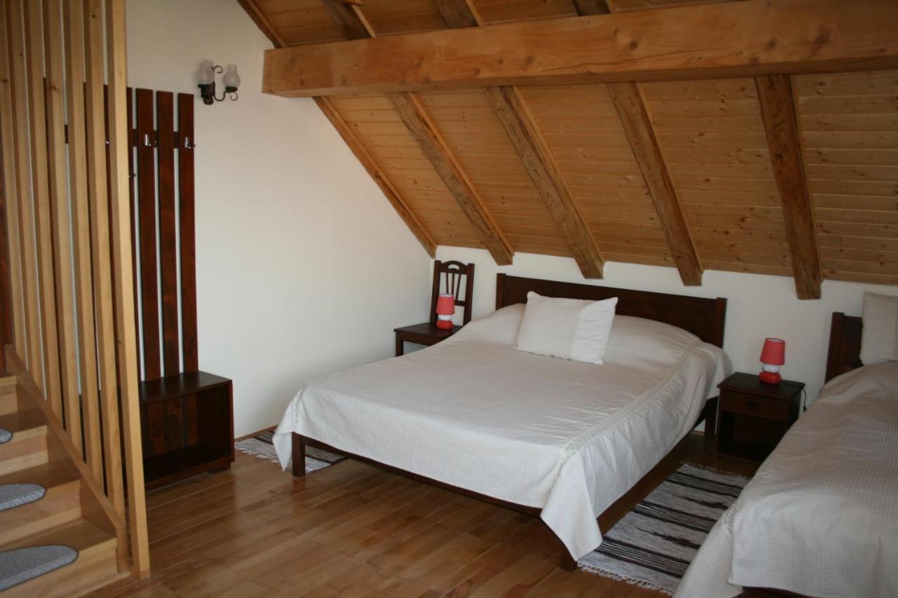 Albinuta Guesthouse Ozun 외부 사진