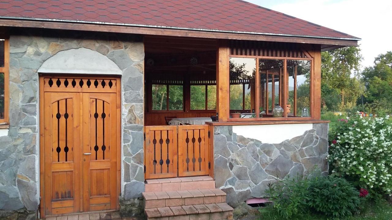 Albinuta Guesthouse Ozun 외부 사진